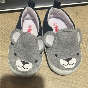 Cute Bear Design Kids Shoes - Gray and Black
